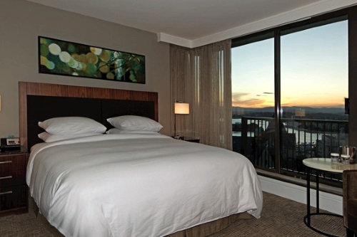 Doubletree By Hilton Hotel & Suites Victoria kamer